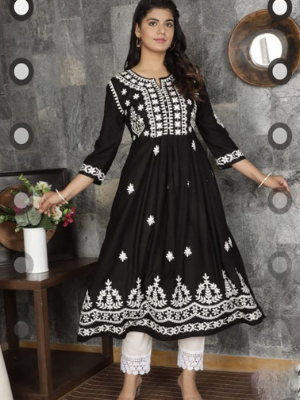 Lucknowi kurti with pants